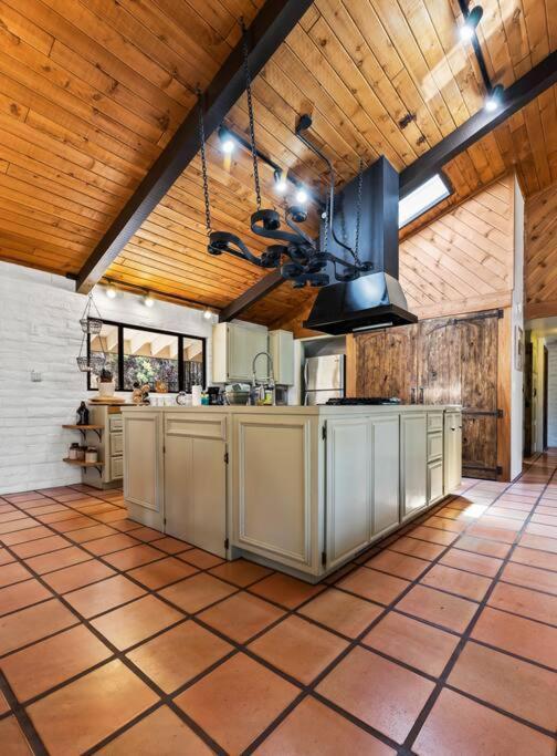 Scenic Spanish Rancho - Breathtaking Views Three Rivers Bagian luar foto