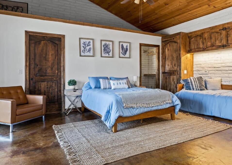 Scenic Spanish Rancho - Breathtaking Views Three Rivers Bagian luar foto